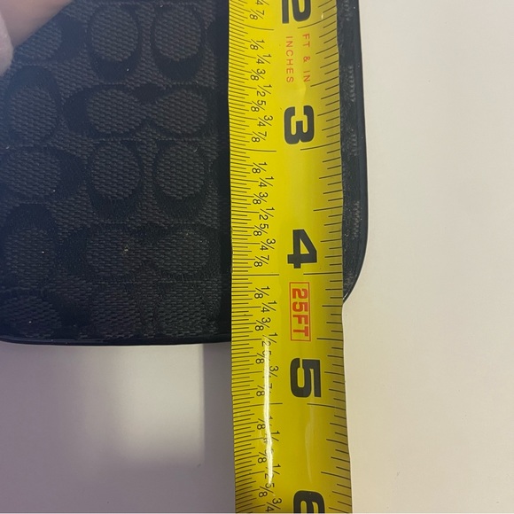 Coach Pouch * - Picture 5 of 5